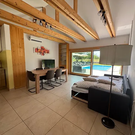 Capo House Semesterbostad